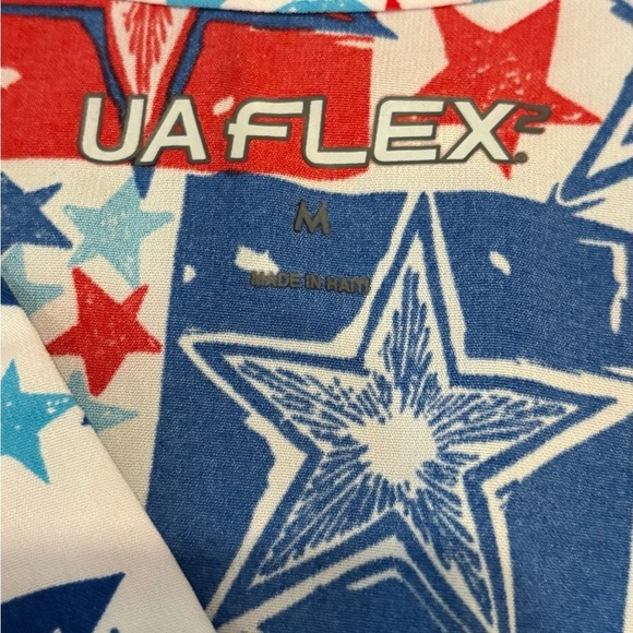 UA Flex Red White Blue Patriotic America Stars Scrub Medical Top W Pockets Sz M - Picture 3 of 6
